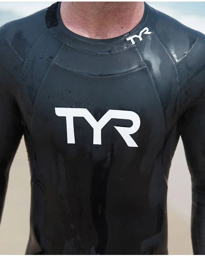 NEW TYR - Hurricane Cat1 - HOMBRE